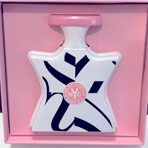 Saks Fifth Avenue Bond No. 9 En Rose 3.3 fluid ounces